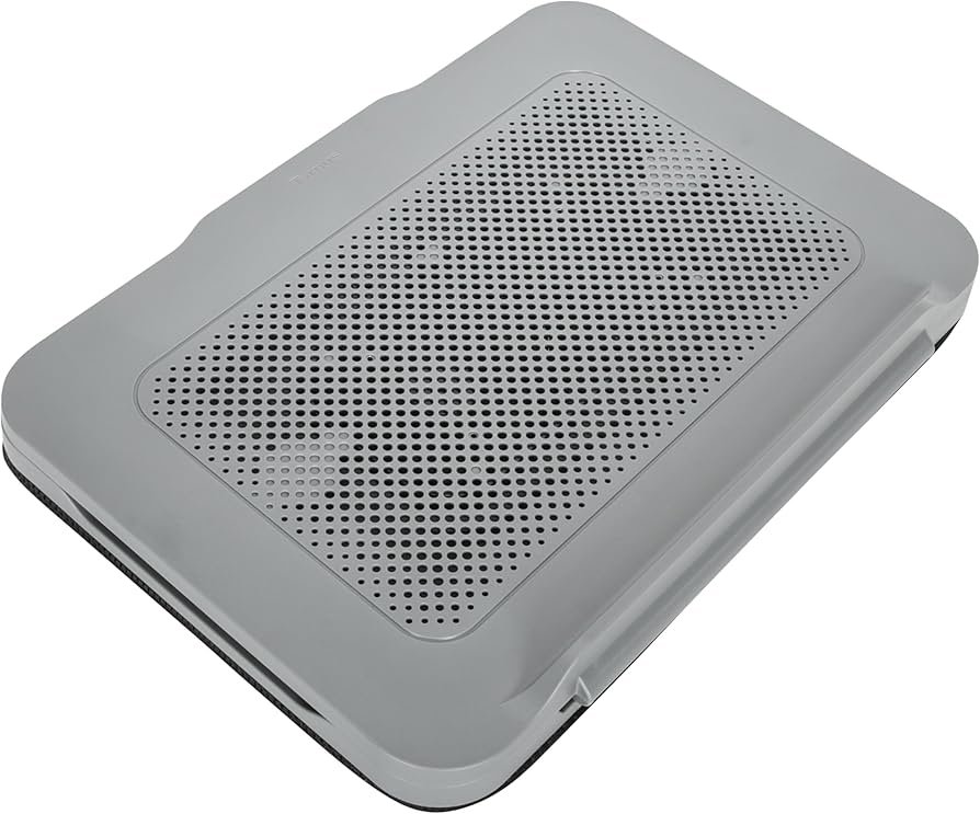 Targus 18 inch dual fan chill mat supporting large gaming laptop