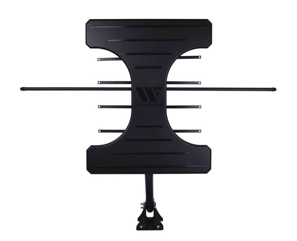 Winegard Elite 7550 outdoor antenna installed on house exterior pole mount